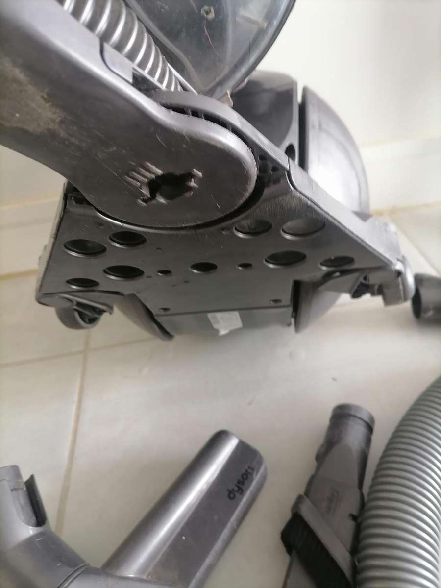 Dyson Ball DC37 Canister Vacuum with Attachments, Working