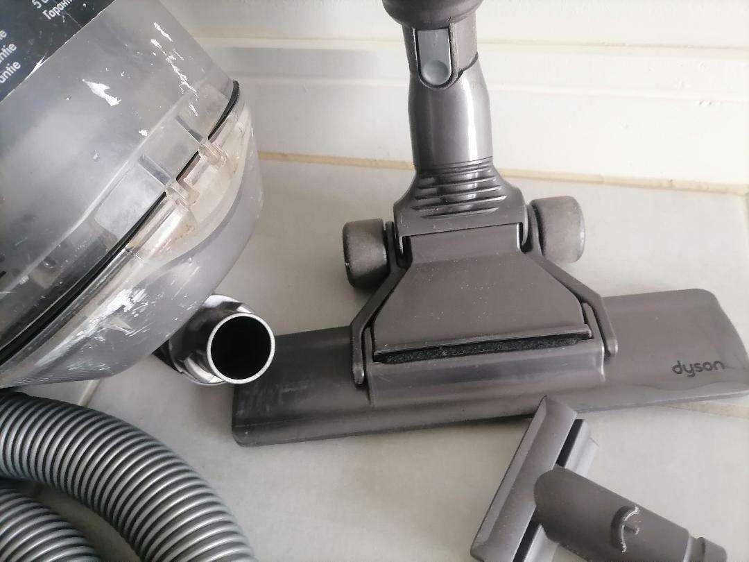 Dyson Ball DC37 Canister Vacuum with Attachments, Working
