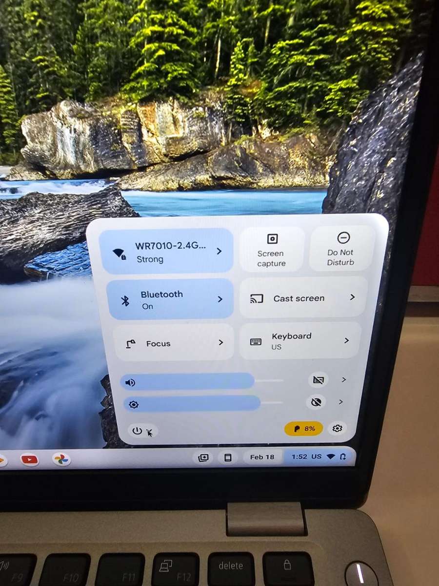 i5 TH GEN CHROMEBOOK. 4GB RAM, 128GB NVME SSD.