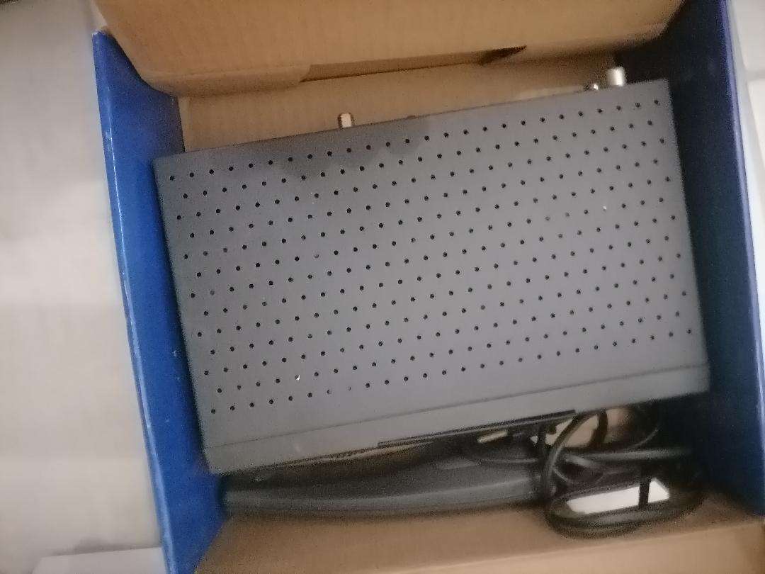 LOT OF UNTESTED ELECTRONICS