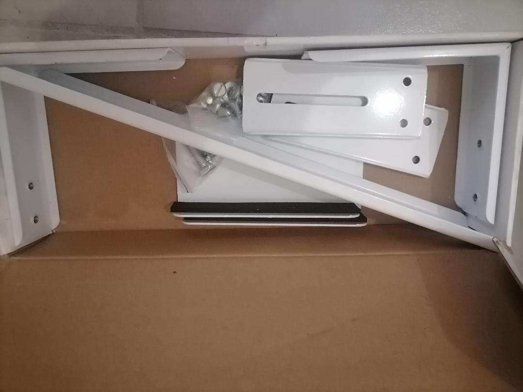 LOT OF UNTESTED ELECTRONICS