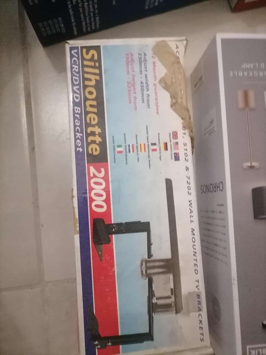 LOT OF UNTESTED ELECTRONICS