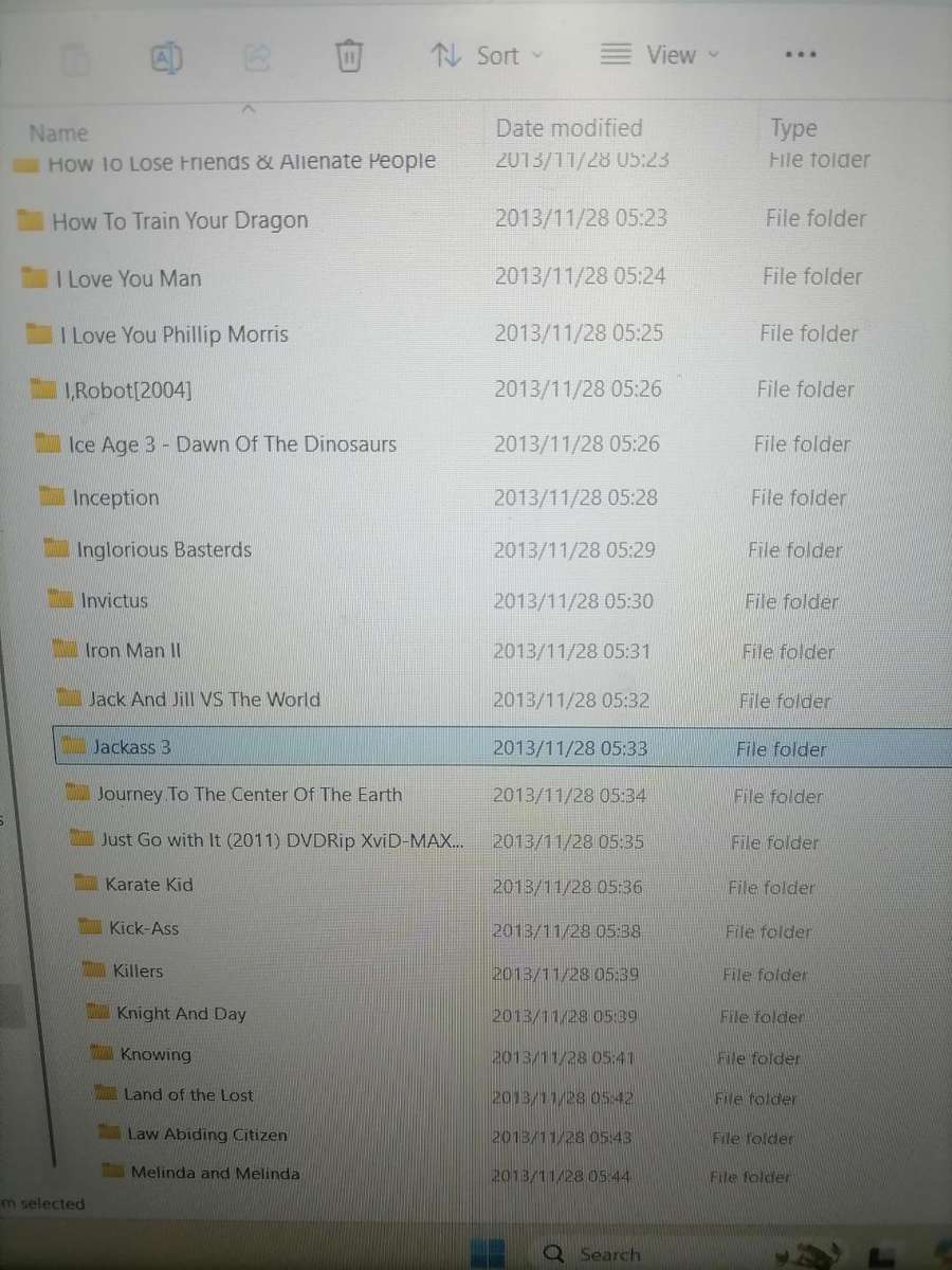 WESTEN DIGITAL 2TB HDD LOADED WITH 100S OF MOVIES AND SERIES*