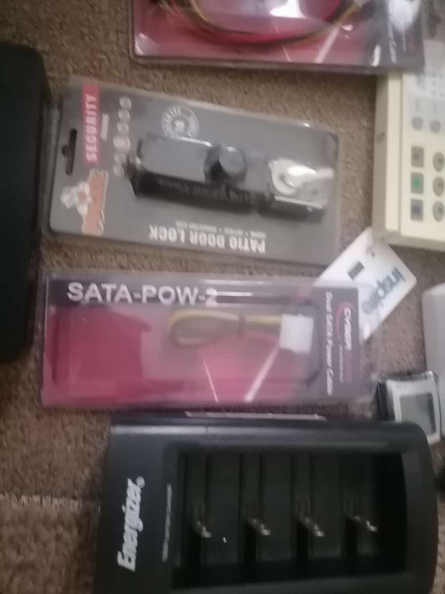 BULK LOT OF ELECTRONICS