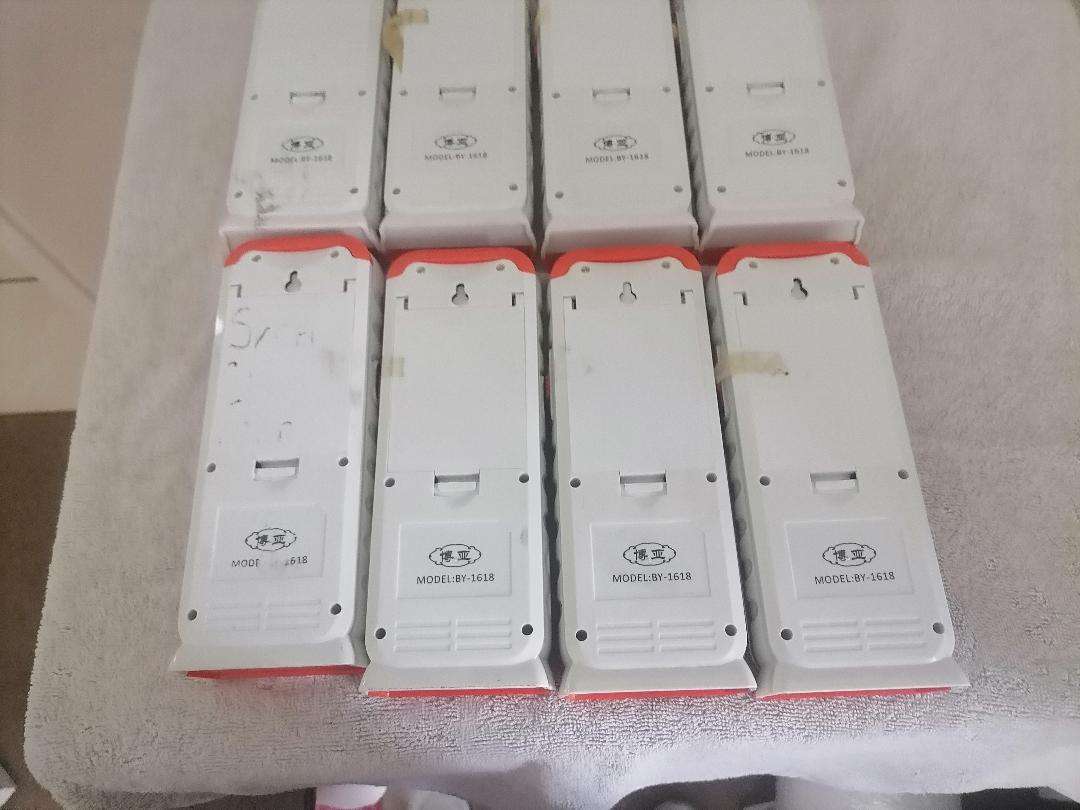 BULK LOT OF 8 X RECHARGALE BATTERY POWERED LIGHTS*ONE BID FOR THE LOT*