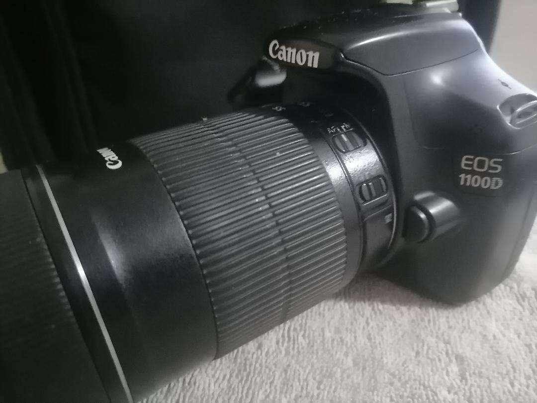 Canon EOS 1100D Digital SLR Camera with 55-250MM LENS AND BAG*UNTESTED*