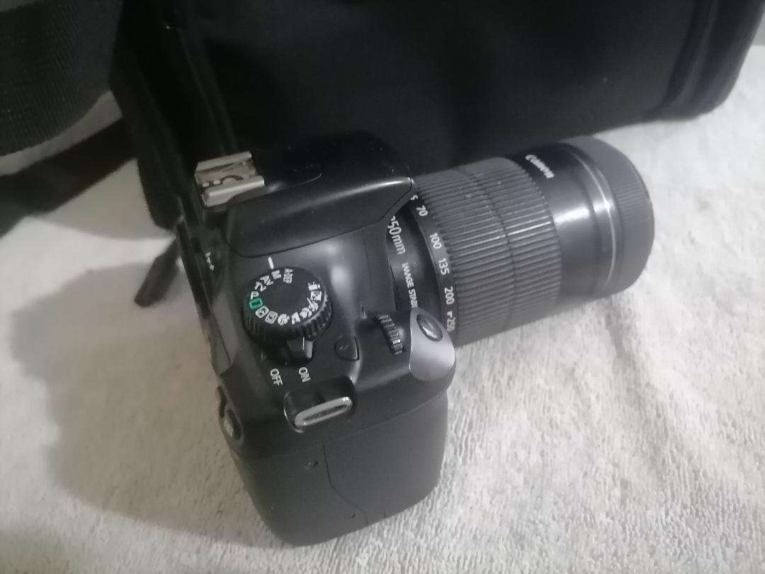 Canon EOS 1100D Digital SLR Camera with 55-250MM LENS AND BAG*UNTESTED*