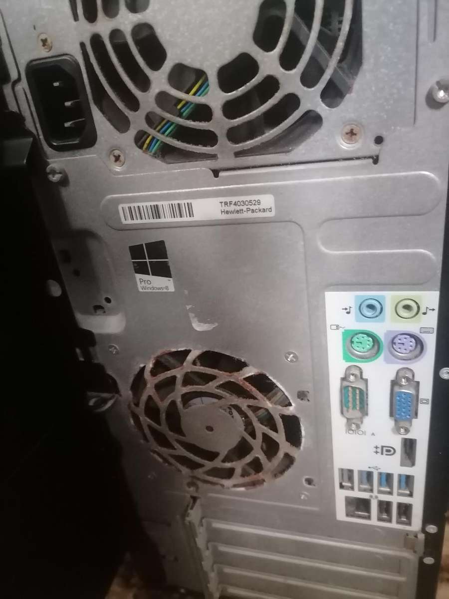 Lot of 2 x HP desktop towers