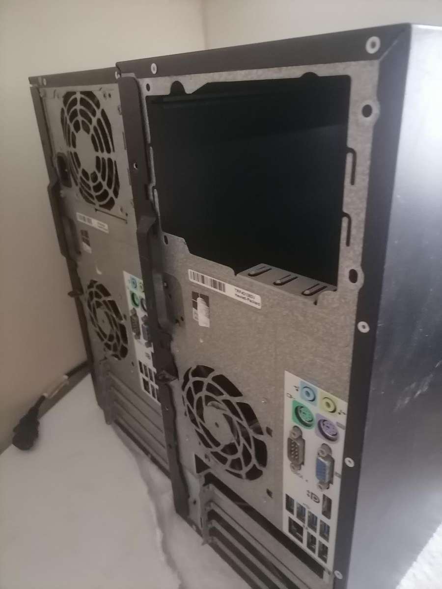 Lot of 2 x HP desktop towers