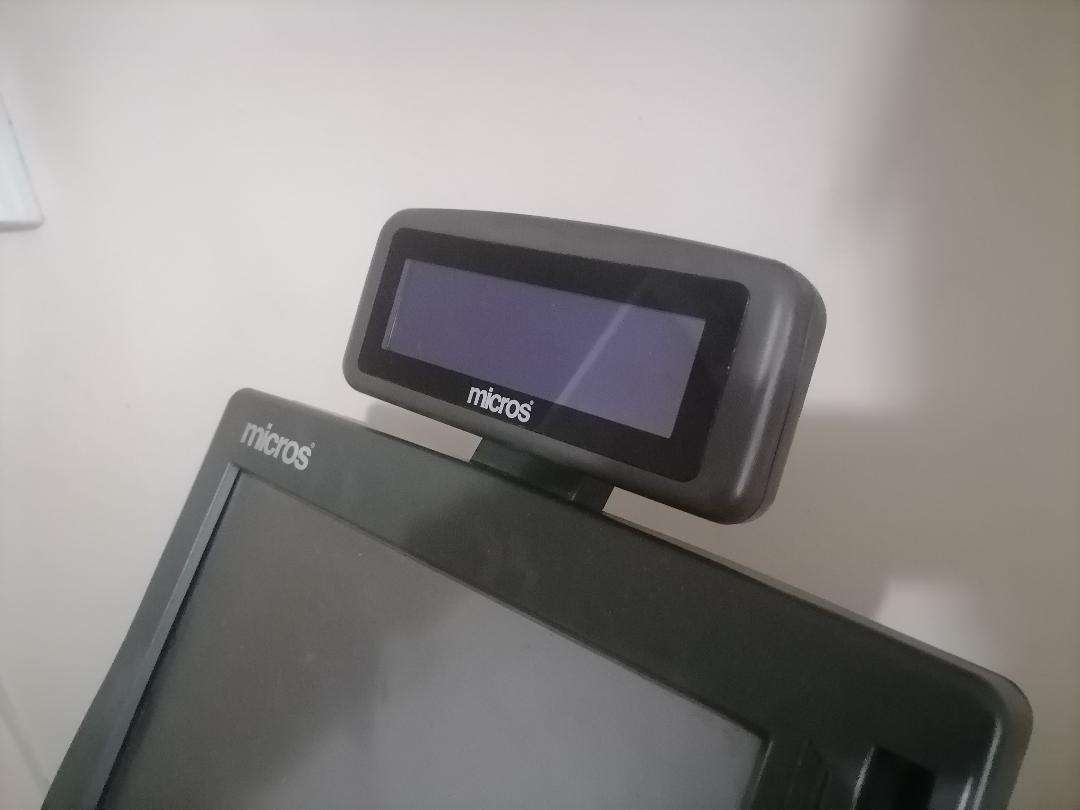 MICROS WORKSTATION 4 TOUCH SCREEN POS SYSTEM WITH STAND