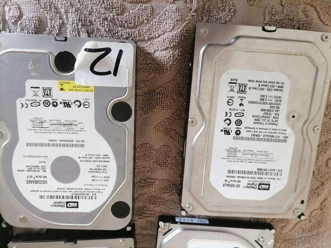 *BULK LOT OF HARD DRIVES*ONE BID FOR THE LOT*
