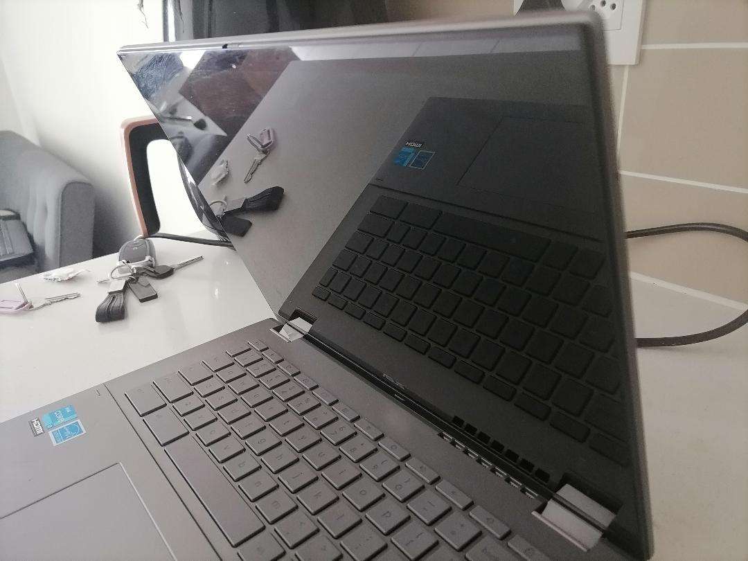 *LAPTOP CLEARANCE**ASUS CHROMEBOOK i3 FLIP LAPTOP*