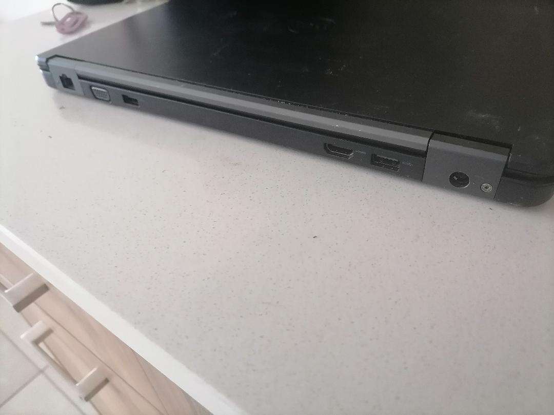 *LAPTOP CLEARANCE**DELL LATITUDE E5450 LAPTOP*READ AD*