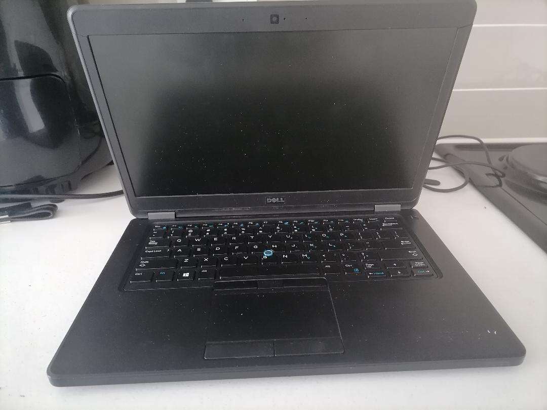 *LAPTOP CLEARANCE**DELL LATITUDE E5450 LAPTOP*READ AD*