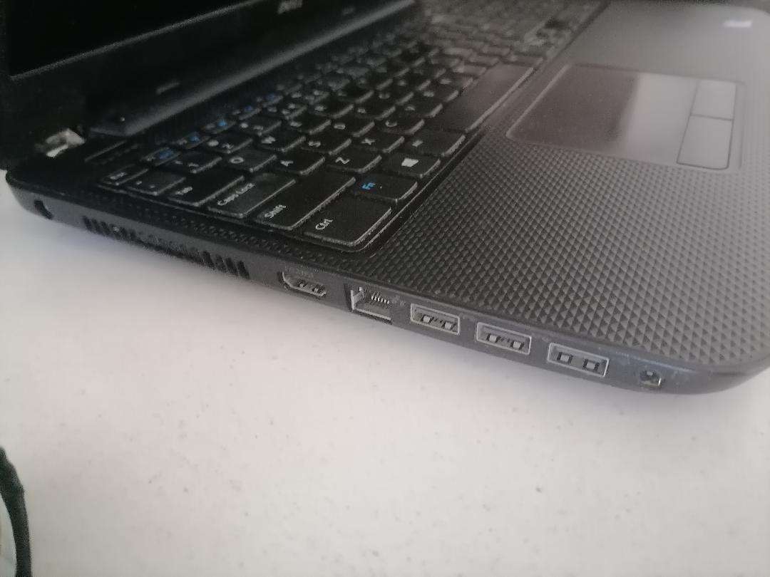 *LAPTOP CLEARANCE**DELL i3 LAPTOP*READ AD*
