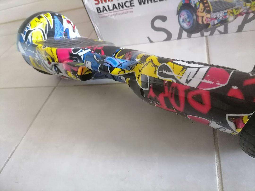 Smart 6.5 inch Balance Board with LED Lights and BT Speaker