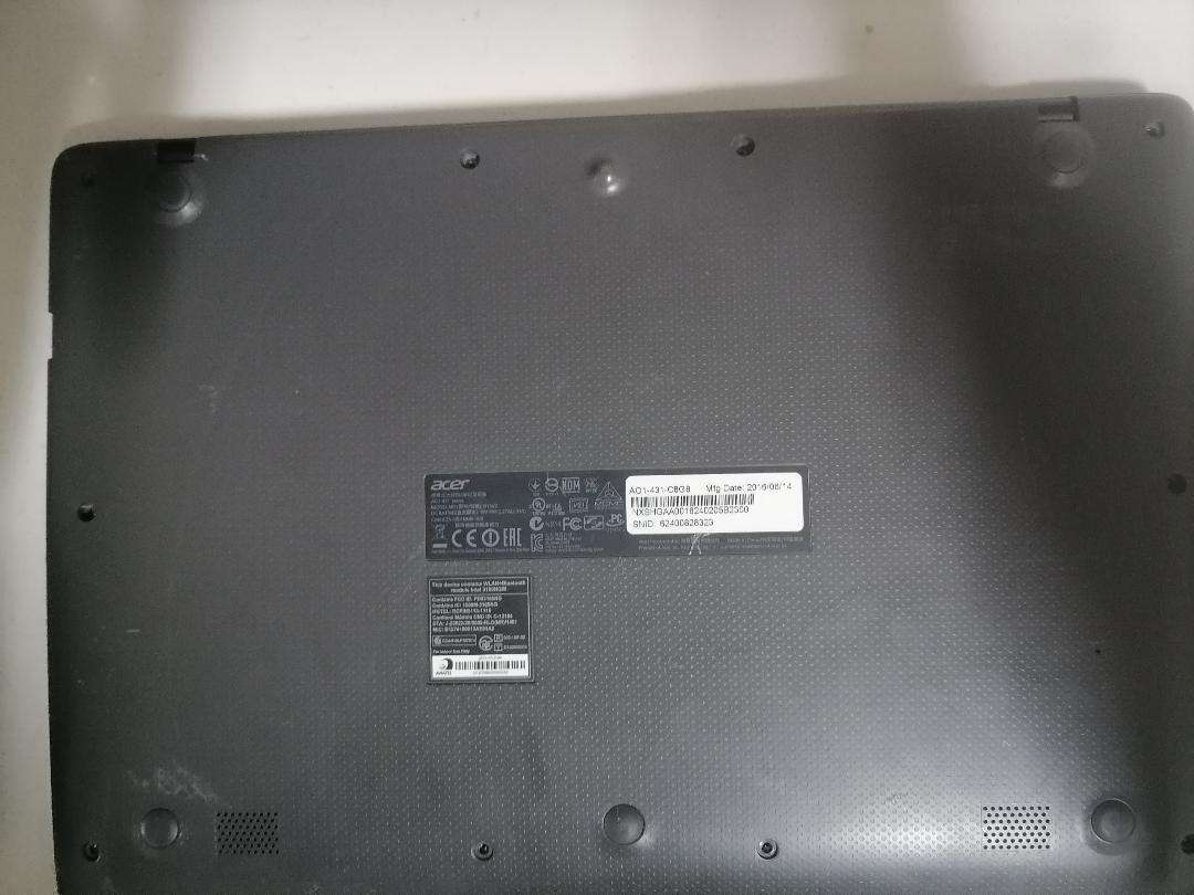*LAPTOP CLEARANCE**ACER ASPIRE ONE CLOUDBOOK*NO CHARGER NOT TESTED*