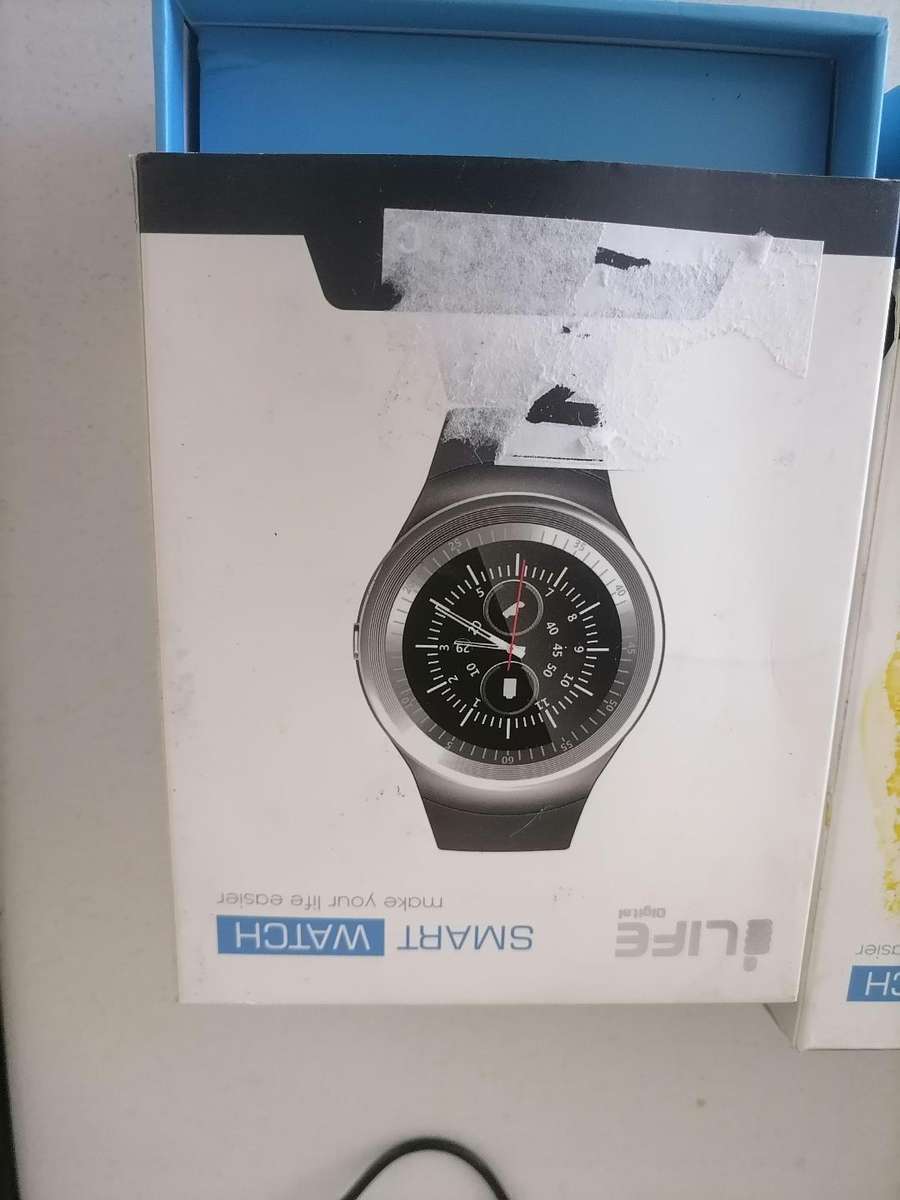 LOT OF 2 X ILIFE ZED SMART SIM WATCHES IN BOX*ONE BID FOR BOTH