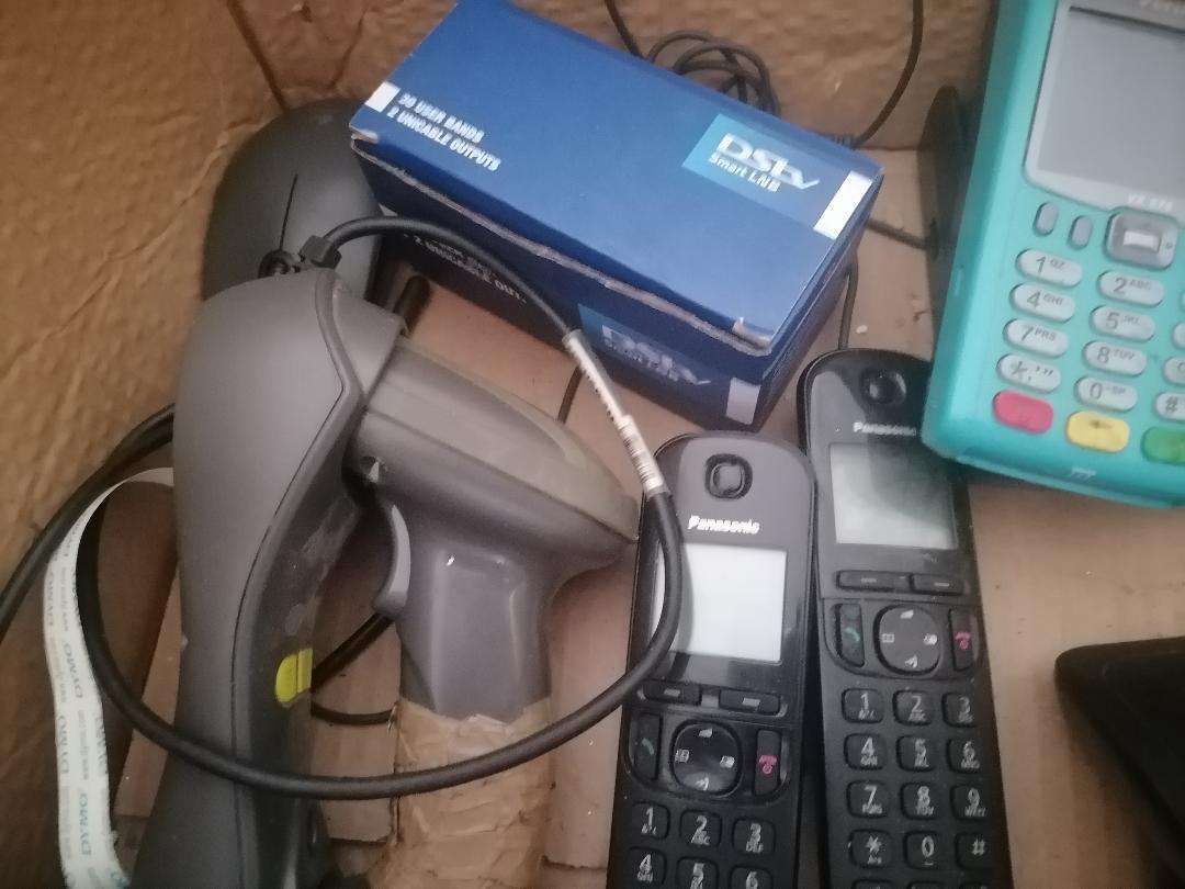 BULK LOT OF ELECTRONICS*COMPANY LIQUIDATION*