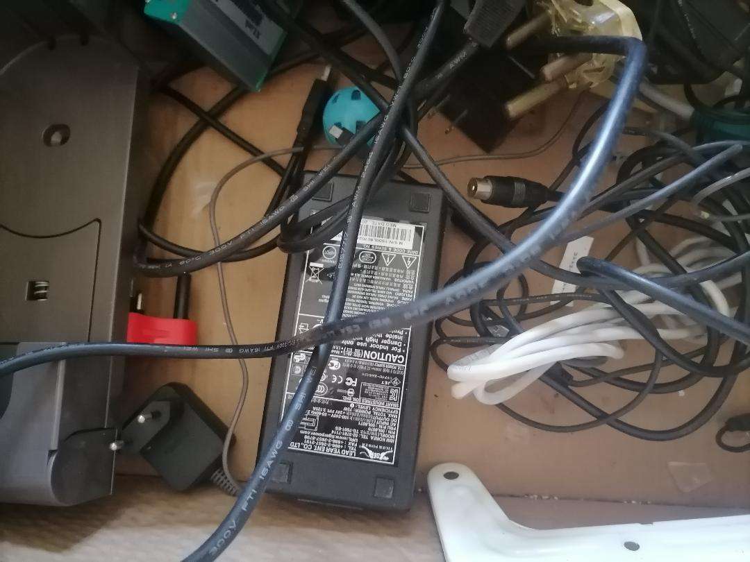 BULK LOT OF ELECTRONICS*COMPANY LIQUIDATION*