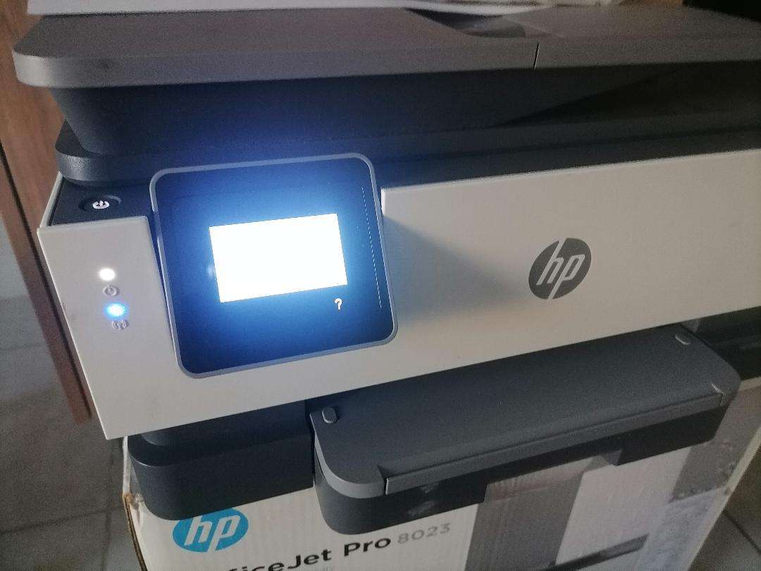 HP OfficeJet Pro 8013 All in One Printer*looks new, cartridges need to be replaced)