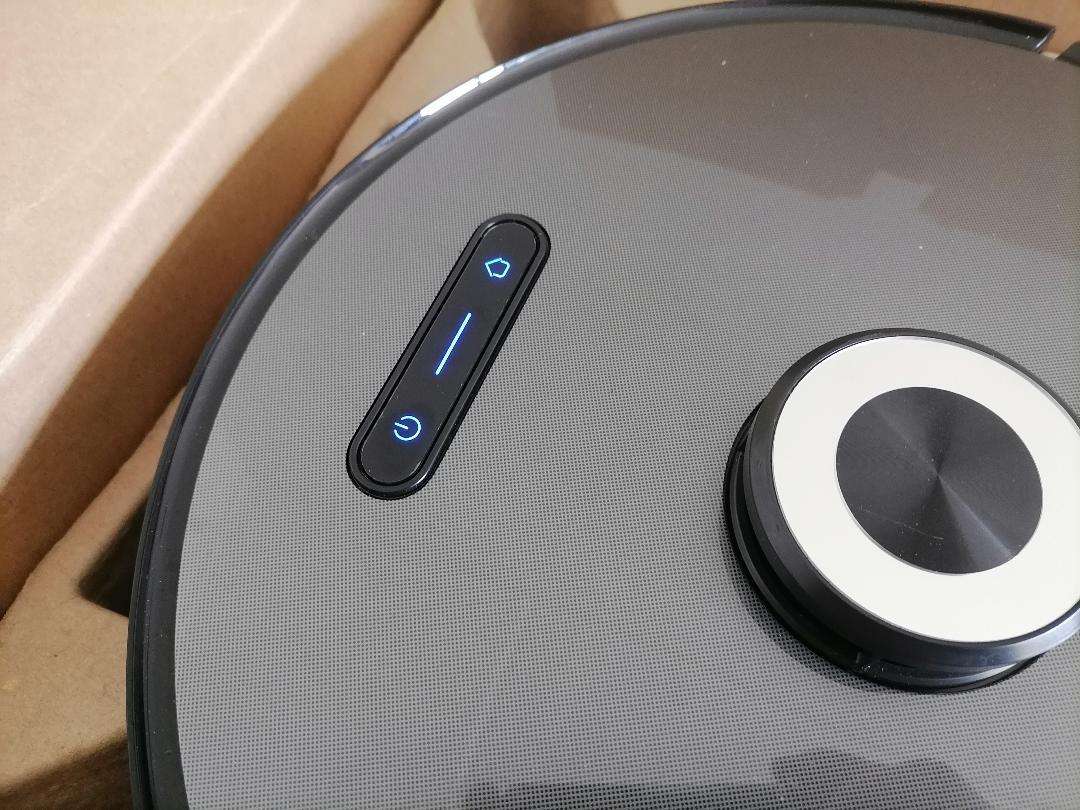 *WEEKEND SPECIAL*PROSCENIC M8 PRO ROBOT VAC*WORKS*NO CHARGER*