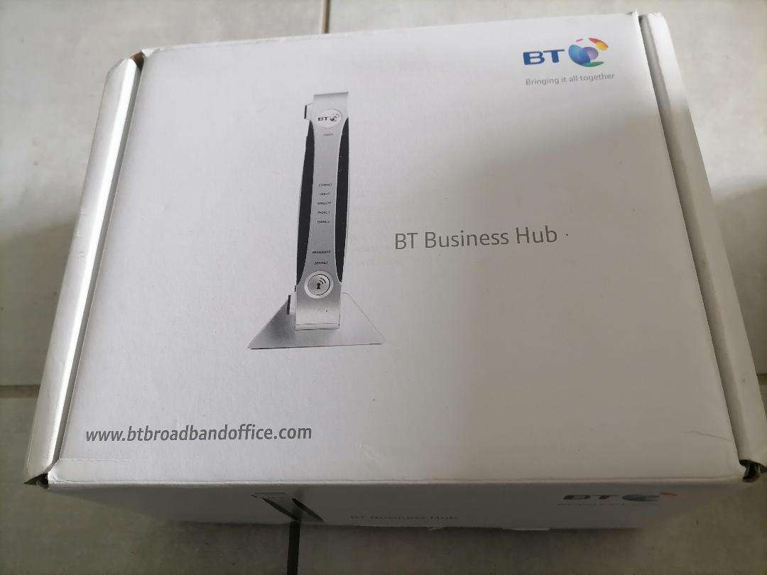 2Wire 2700HG-B 2700HGB 4-Port 10/100 Wireless G Router BT Wi-Fi Gateway