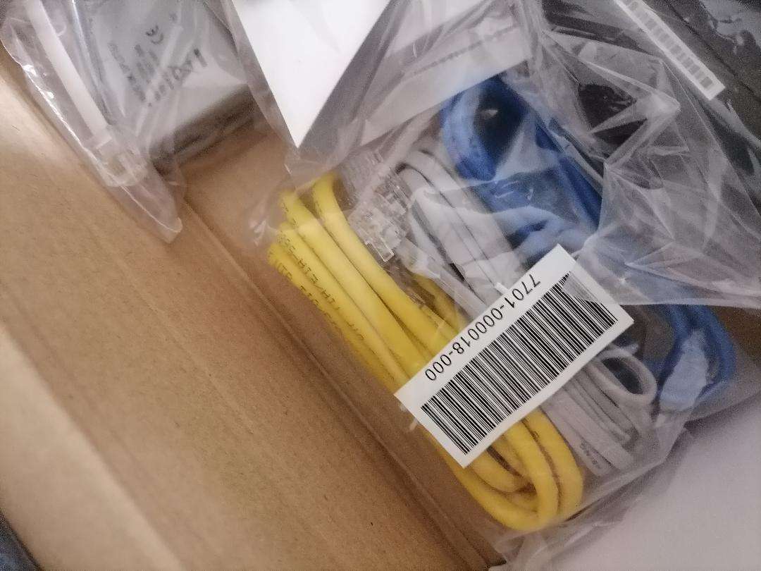 2Wire 2700HG-B 2700HGB 4-Port 10/100 Wireless G Router BT Wi-Fi Gateway