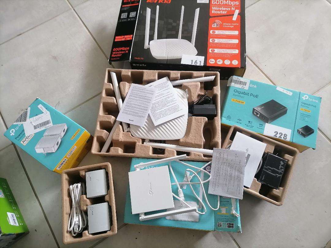 Lot of WiFi routers, range extenders, PoE splitter etc.