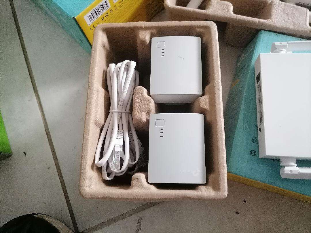 Lot of WiFi routers, range extenders, PoE splitter etc.