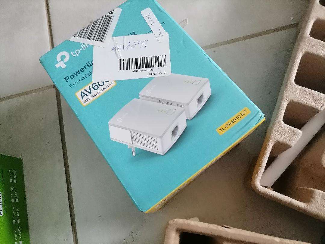 Lot of WiFi routers, range extenders, PoE splitter etc.