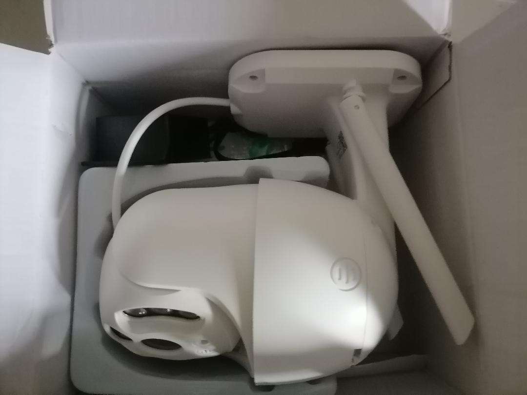 2 x WIFI SMART CAMERAS