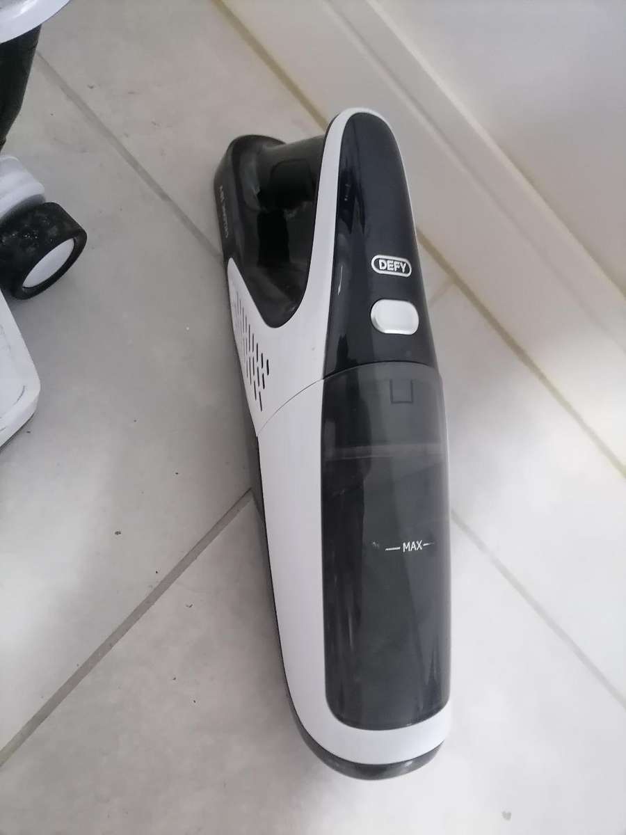 Defy Cyclonic 18V 2 in 1 Cordless Vacuum