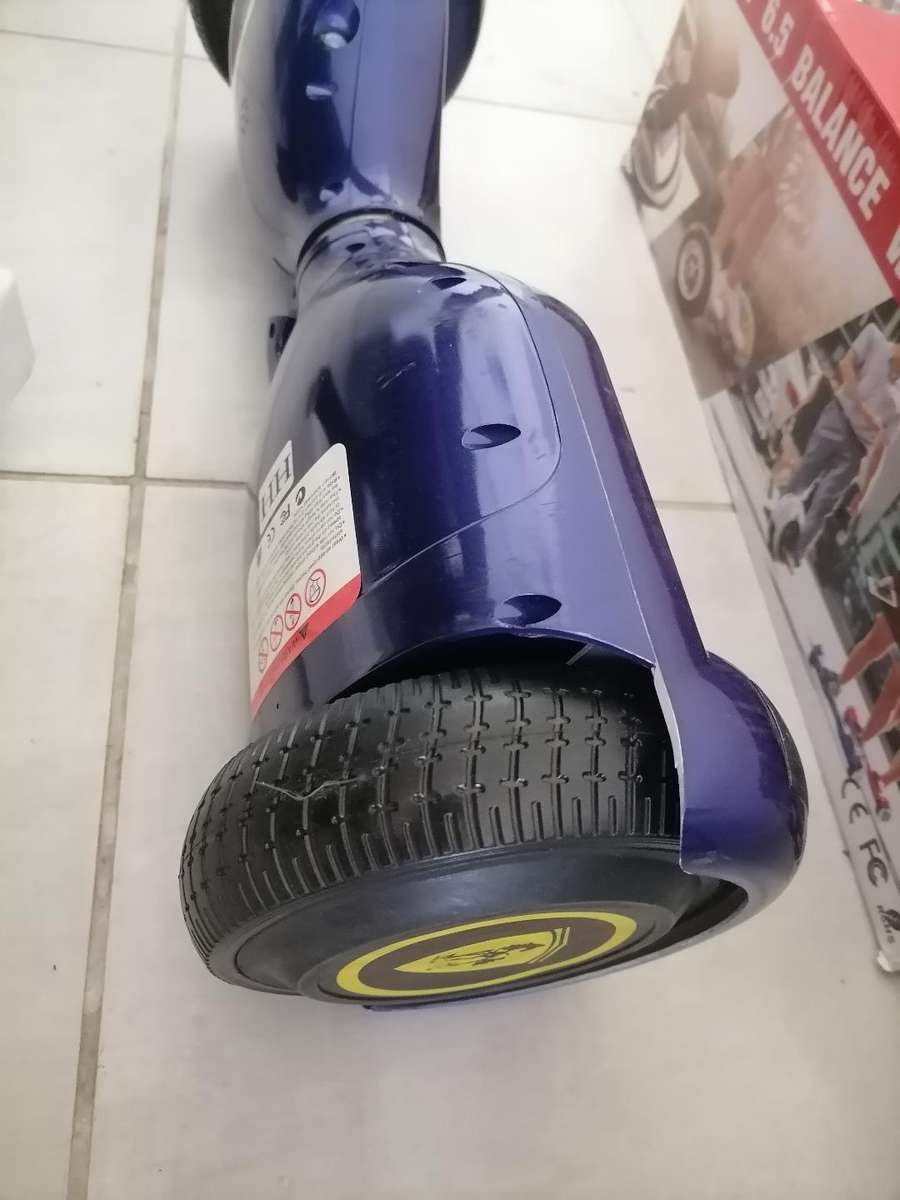 Smart 6.5 inch Balance Board (Not powering on)