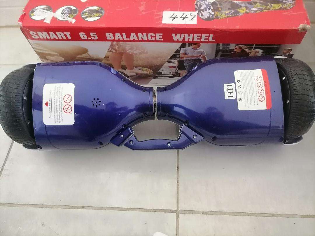 Smart 6.5 inch Balance Board (Not powering on)