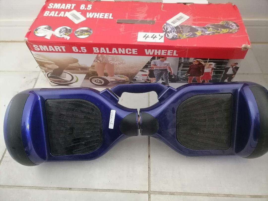 Smart 6.5 inch Balance Board (Not powering on)