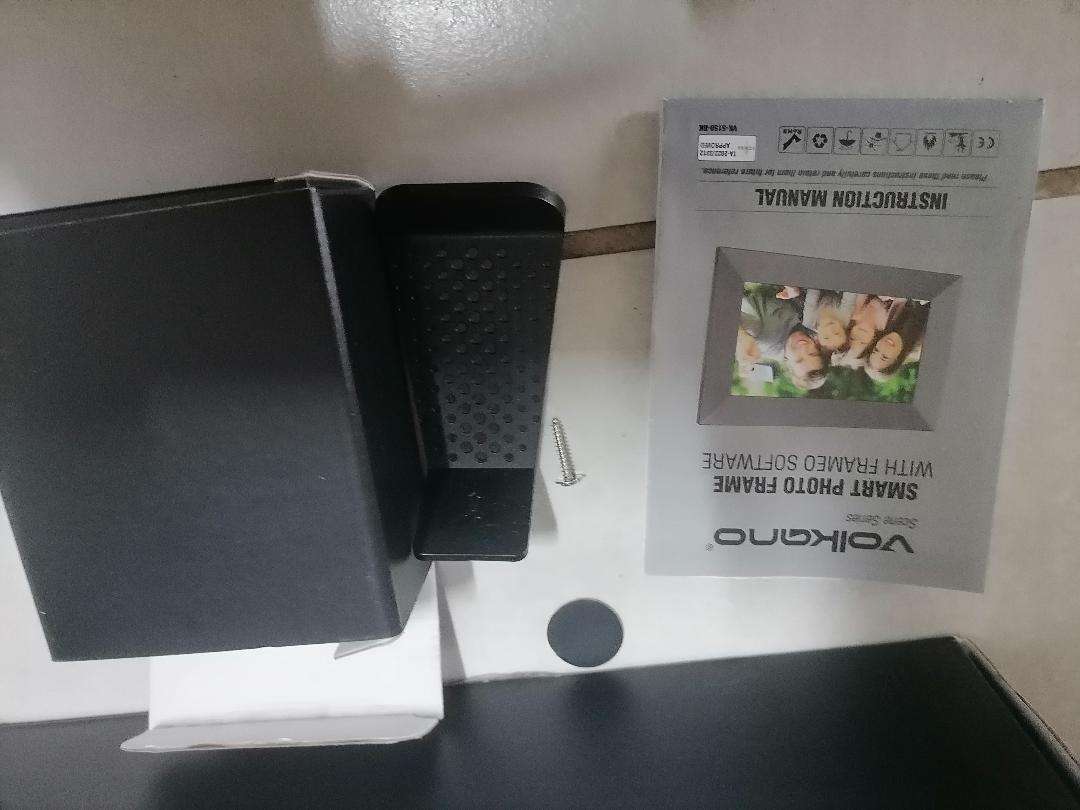 Volkano Scene Series Smart Photo Frame with built-in Frameo Software VK-5150-BK