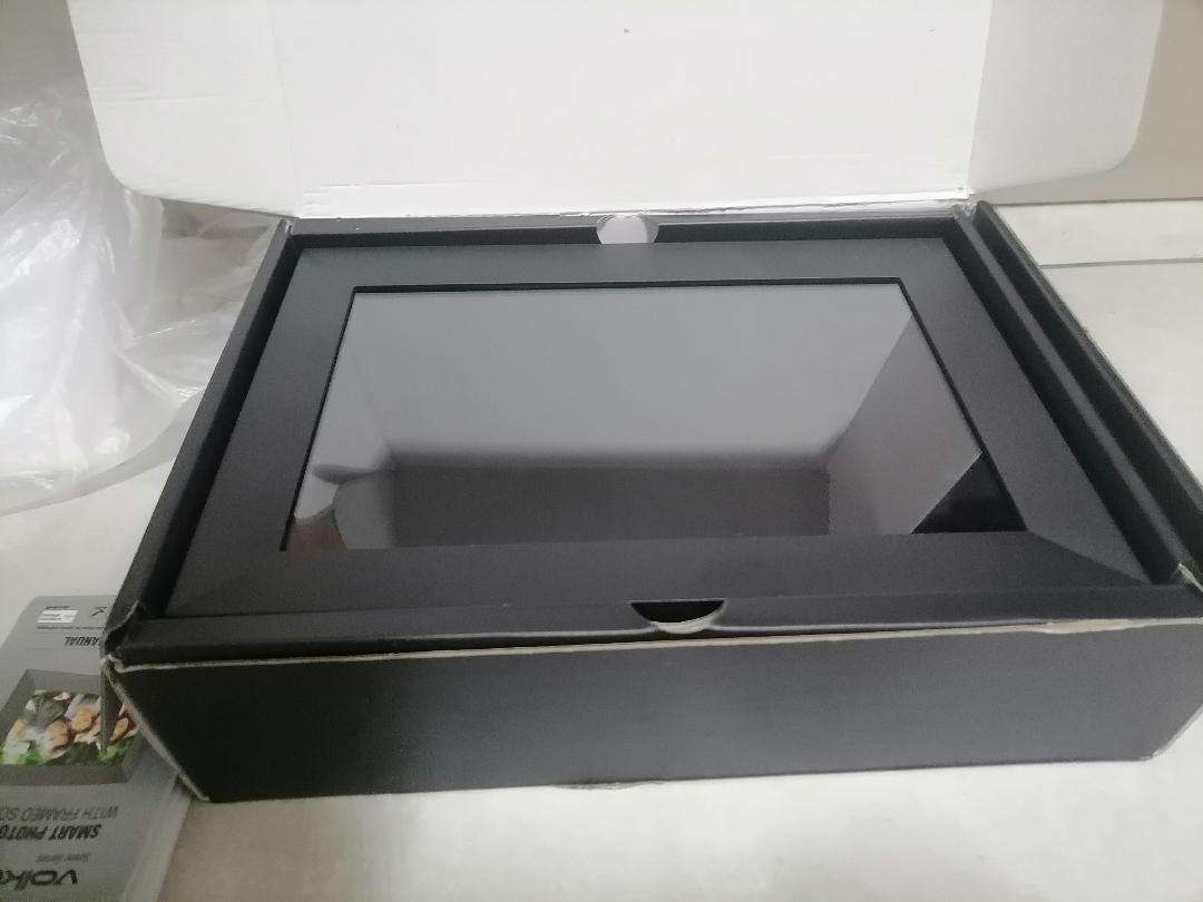 Volkano Scene Series Smart Photo Frame with built-in Frameo Software VK-5150-BK