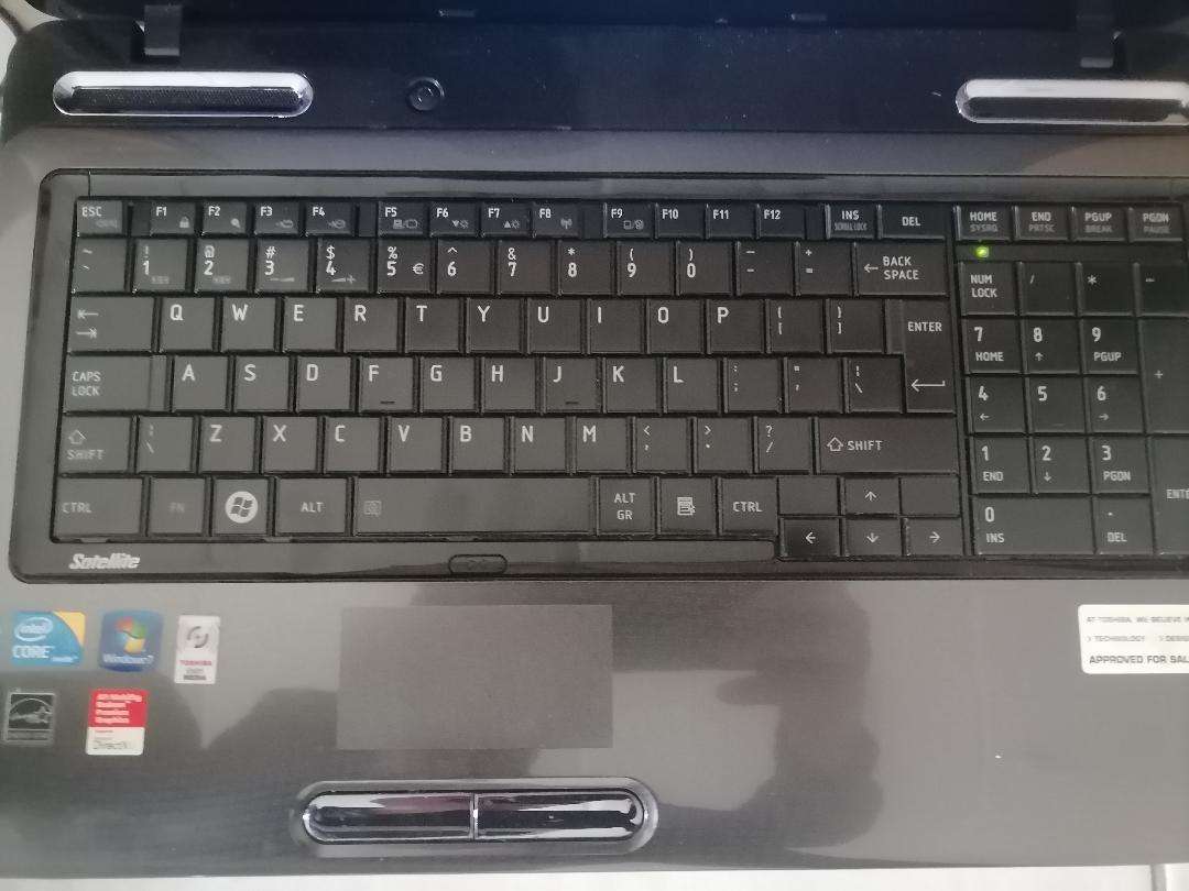 i5 TOSHIBA SATELLITE L675-119