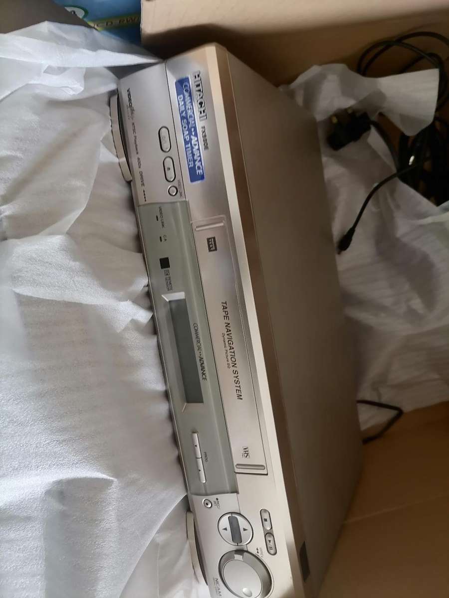 LOT OF DVD/VIDEO CASETTE RECORDER*NEW/UK PLUG(STORAGE)