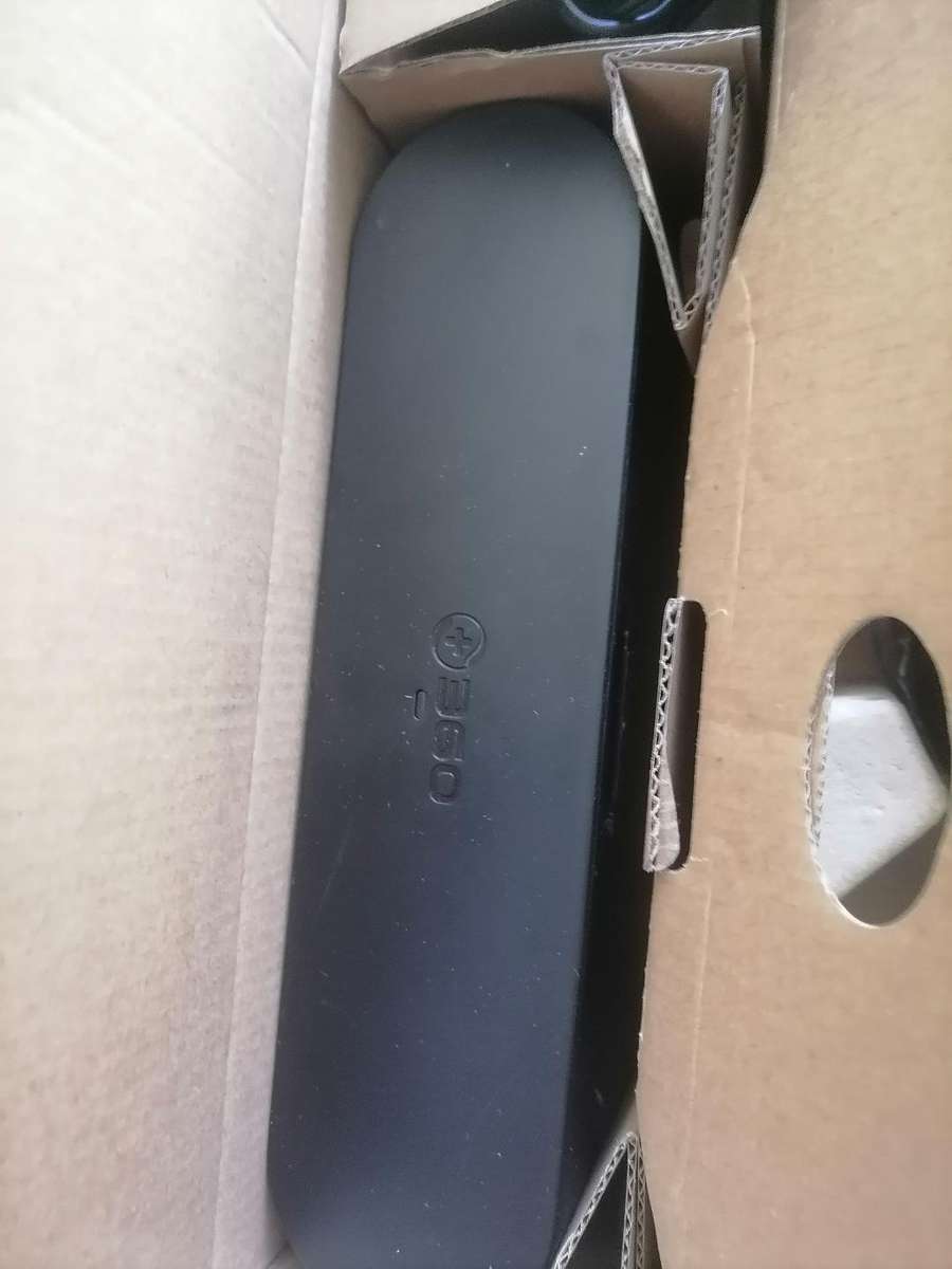 360 S7 Pro Robot Vacuum with attachments and charging station