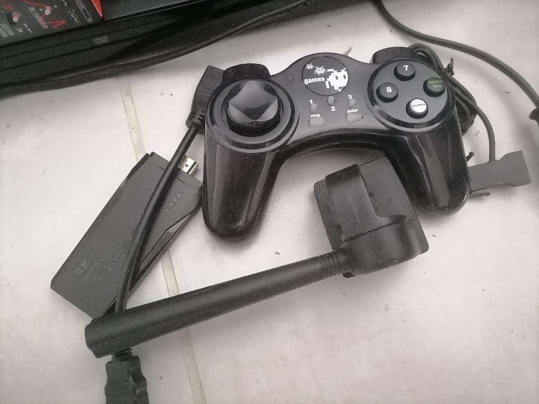 Bulk lot of electronics - one bid for the lot