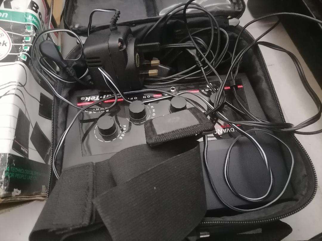 Bulk lot of electronics - one bid for the lot