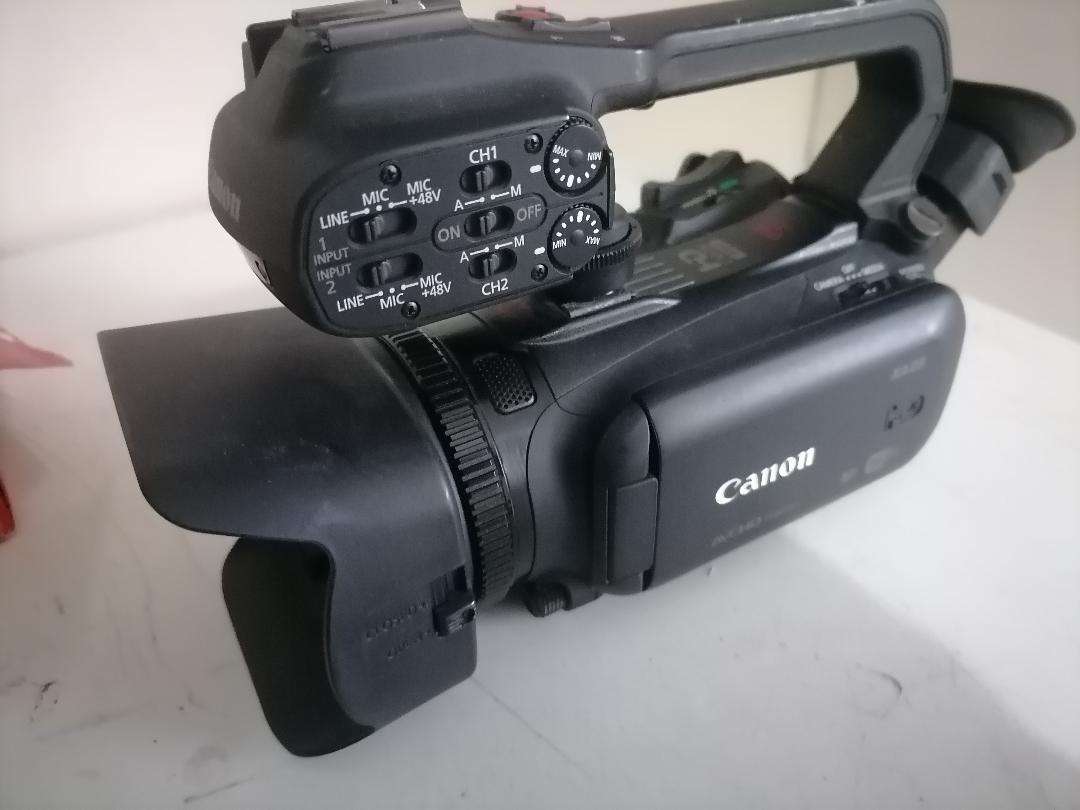 CANNON XA25 PROFESSIONAL HD CAMCORDER