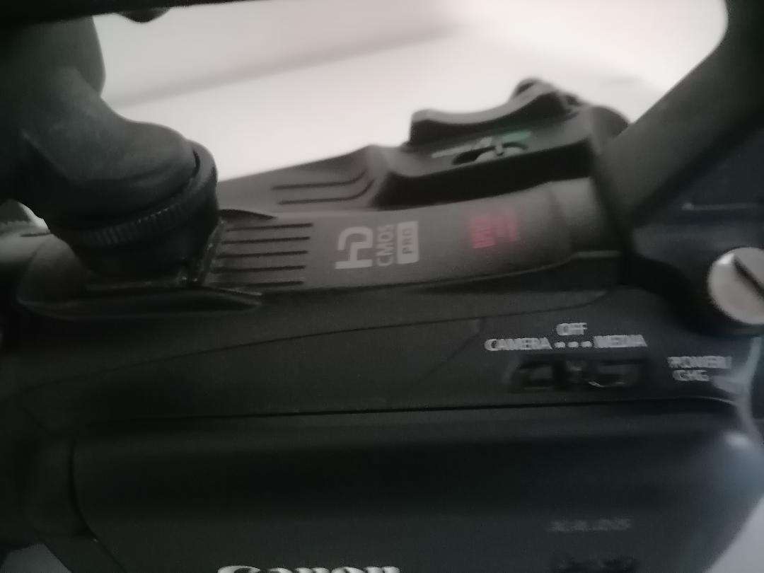 CANNON XA25 PROFESSIONAL HD CAMCORDER