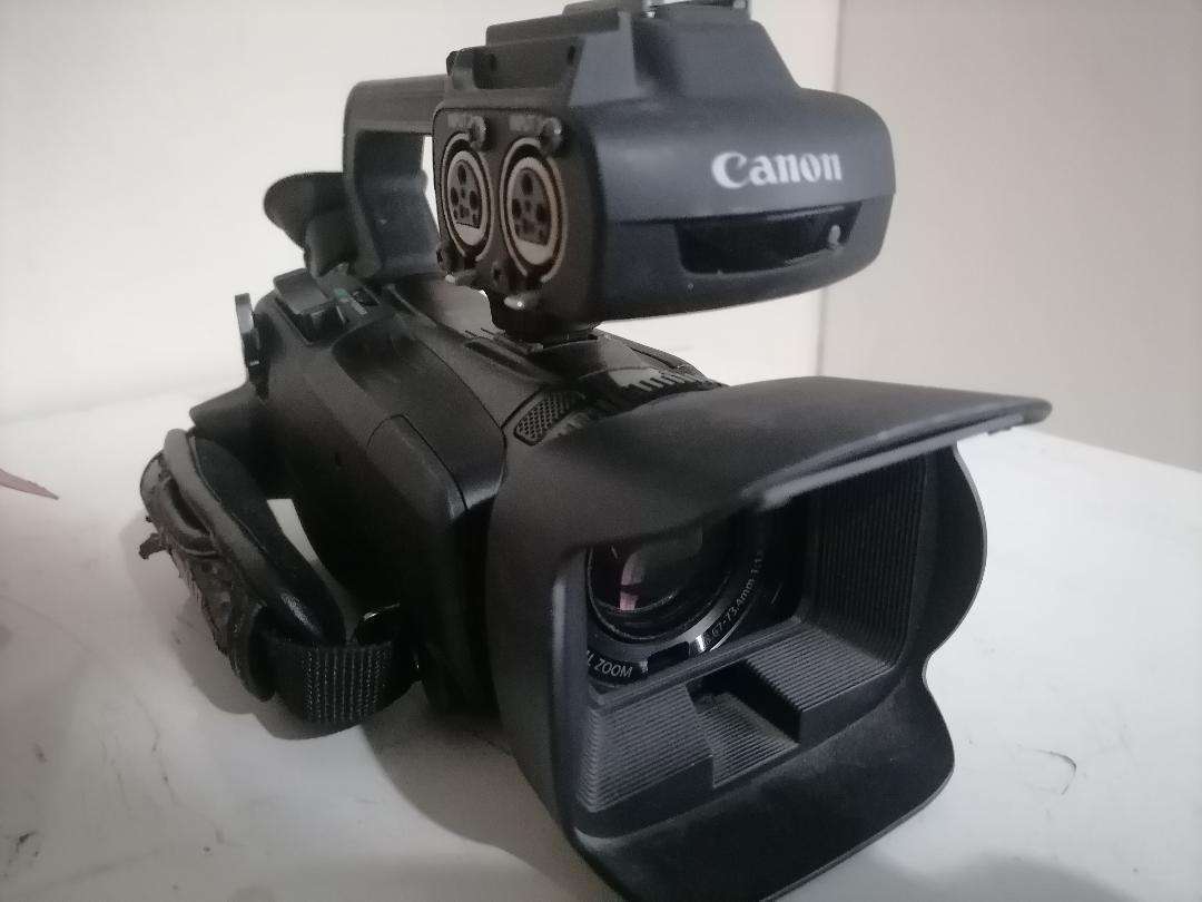 CANNON XA25 PROFESSIONAL HD CAMCORDER