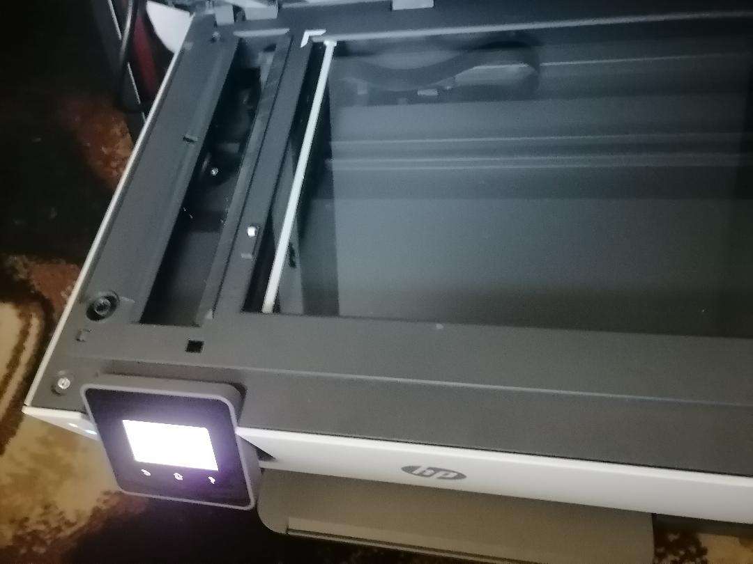 HP OfficeJet Pro 8013 All in One Printer with cartridges and 500 sheets paper