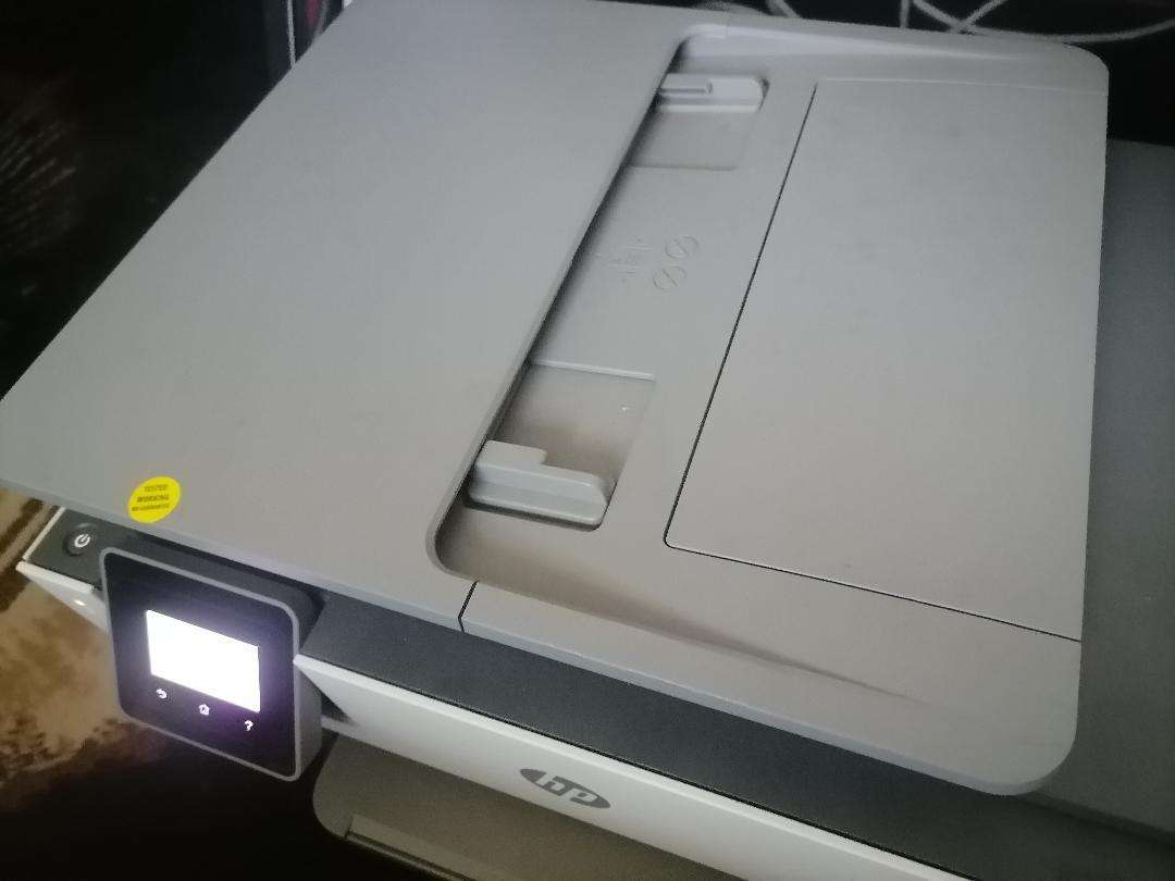 HP OfficeJet Pro 8013 All in One Printer with cartridges and 500 sheets paper