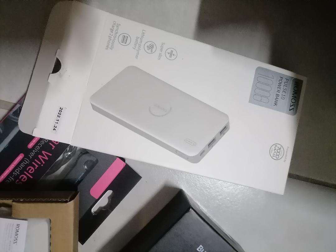 Bulk lot of untested electronics - one bid for the lot