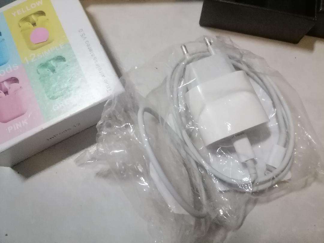 Bulk lot of untested electronics - one bid for the lot